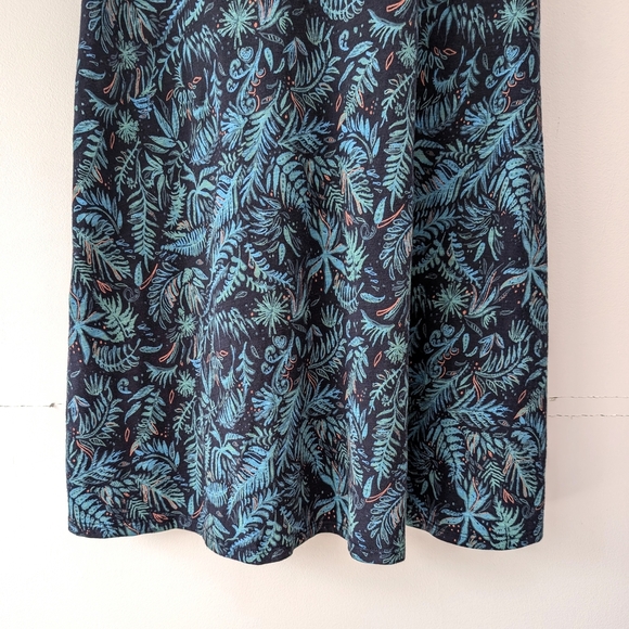 PATAGONIA Women's Its A Forest Navy Jersey Dress Cross Back ~ Size Small - Picture 3 of 12